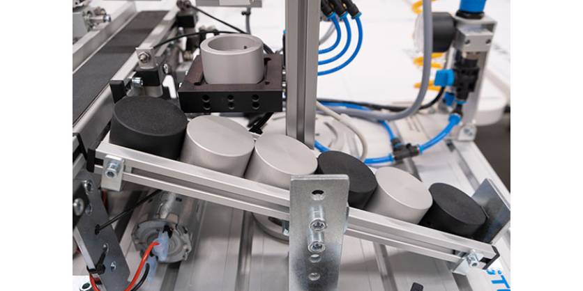 Georgian Officially Opens the Magna Mechatronics Lab at the Barrie Campus