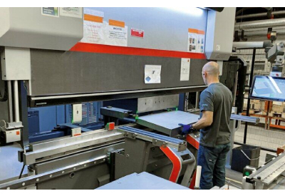 DCS Safety 0for Press Humna and Robot by PILZ 1 400