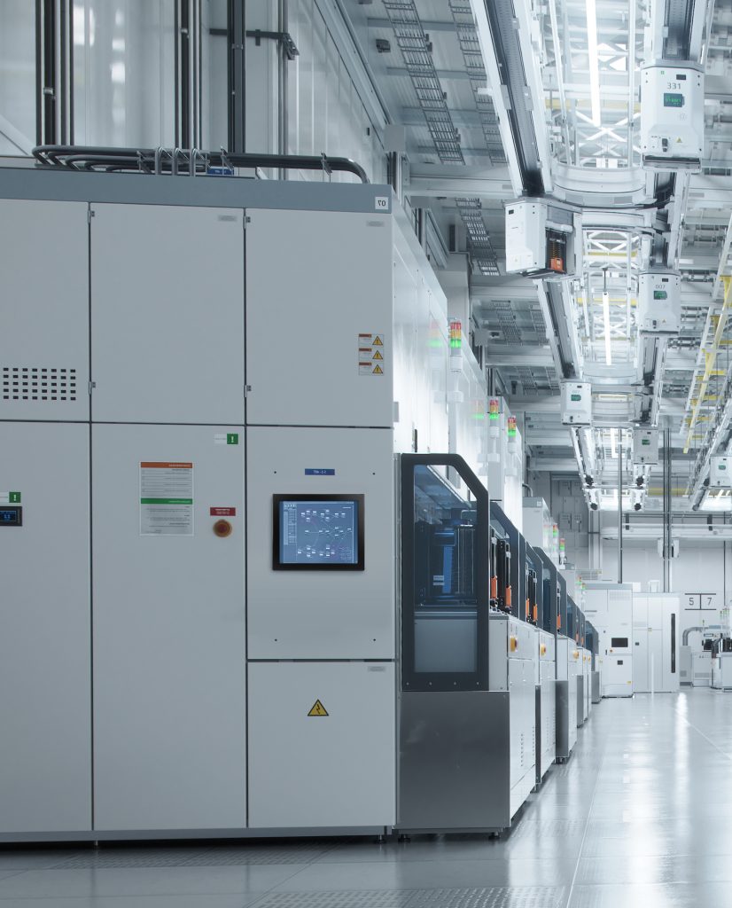 Semiconductor Manufacturers Solve Space, Power Challenges with PoE Enabled Panel PCs