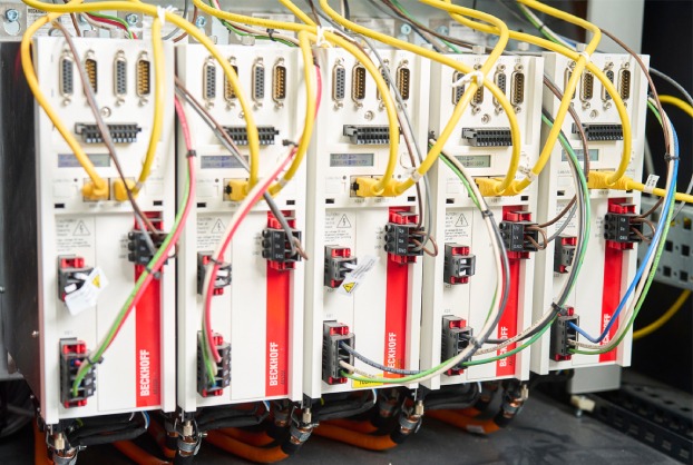 OTI Lumionics Transforms OLED Testing with Next-Generation Lab Automation