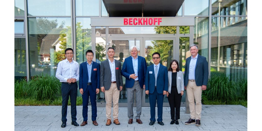 PC-Based Control Technology in the Semiconductor Production for Photovoltaic Equipment