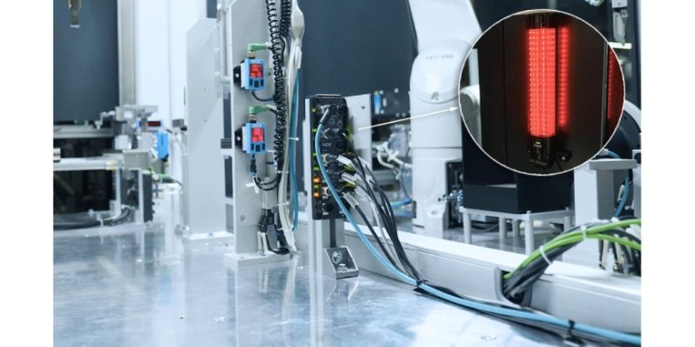 SIG300 IO-Link Master: The Versatile Door Opener for Intelligent Automation