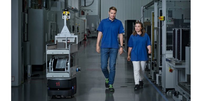 Siemens Empowers Future Workforce with New Industry Credential