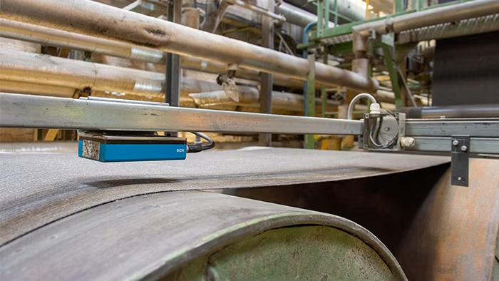 Bituminous Roofing Felt Process: Digitalization and Measuring Speed Without Touching