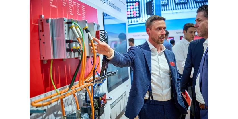 The Cabinet-Free Revolution Arrives: Beckhoff Canada Takes MX-System Coast to Coast