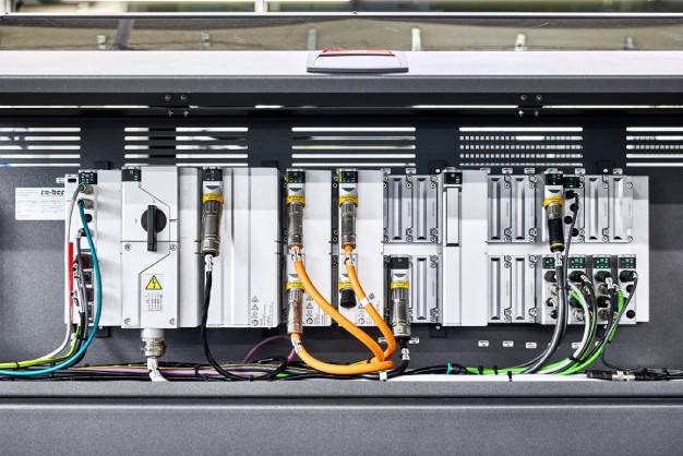 Utilize Space by Eliminating the Control Cabinet