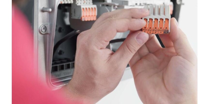 Wiring Inverters - Safely, Quickly and Easily with A Lever
